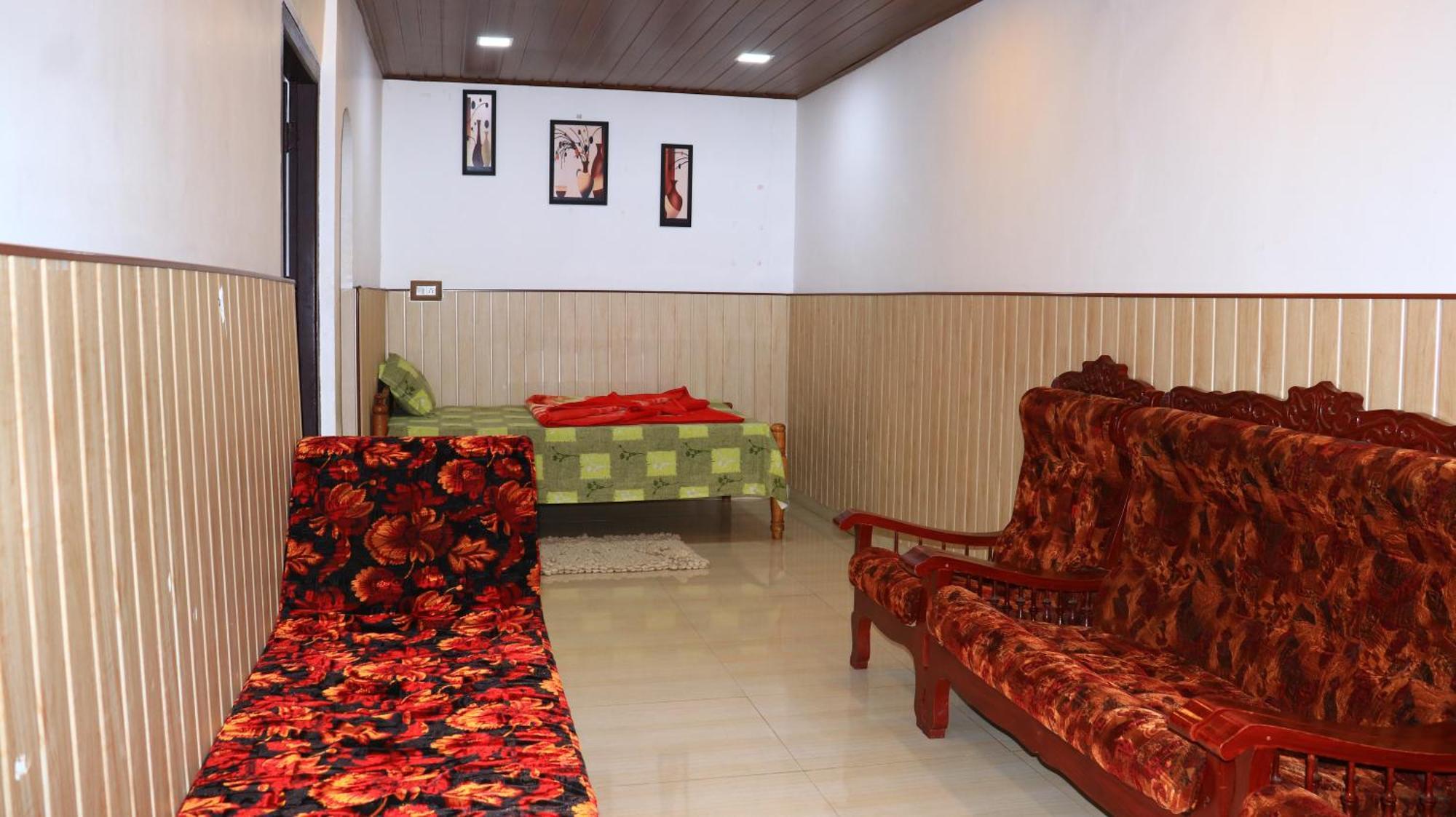 Navaneeth Homestay Devikolam Экстерьер фото